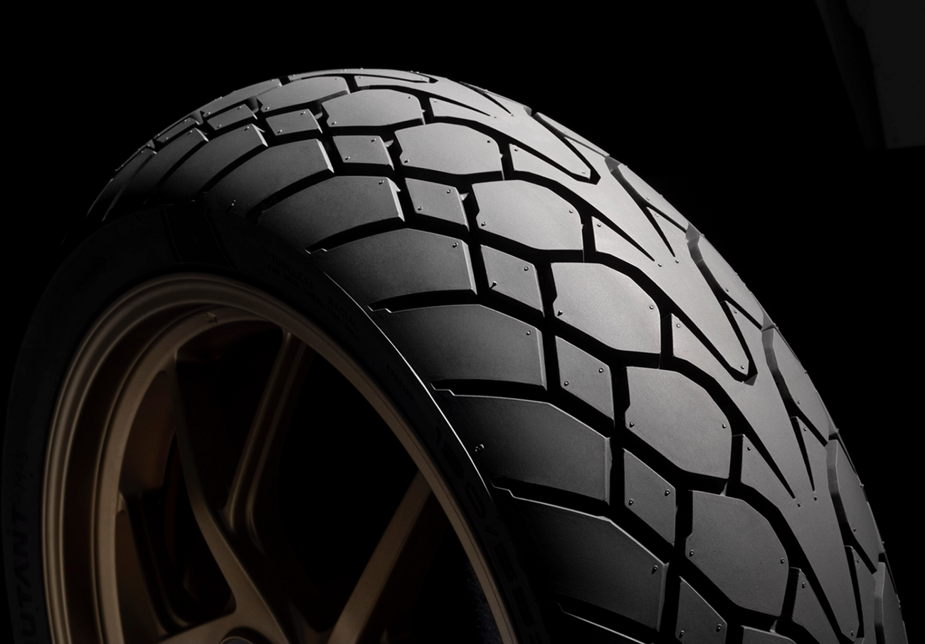 03021573 image 6